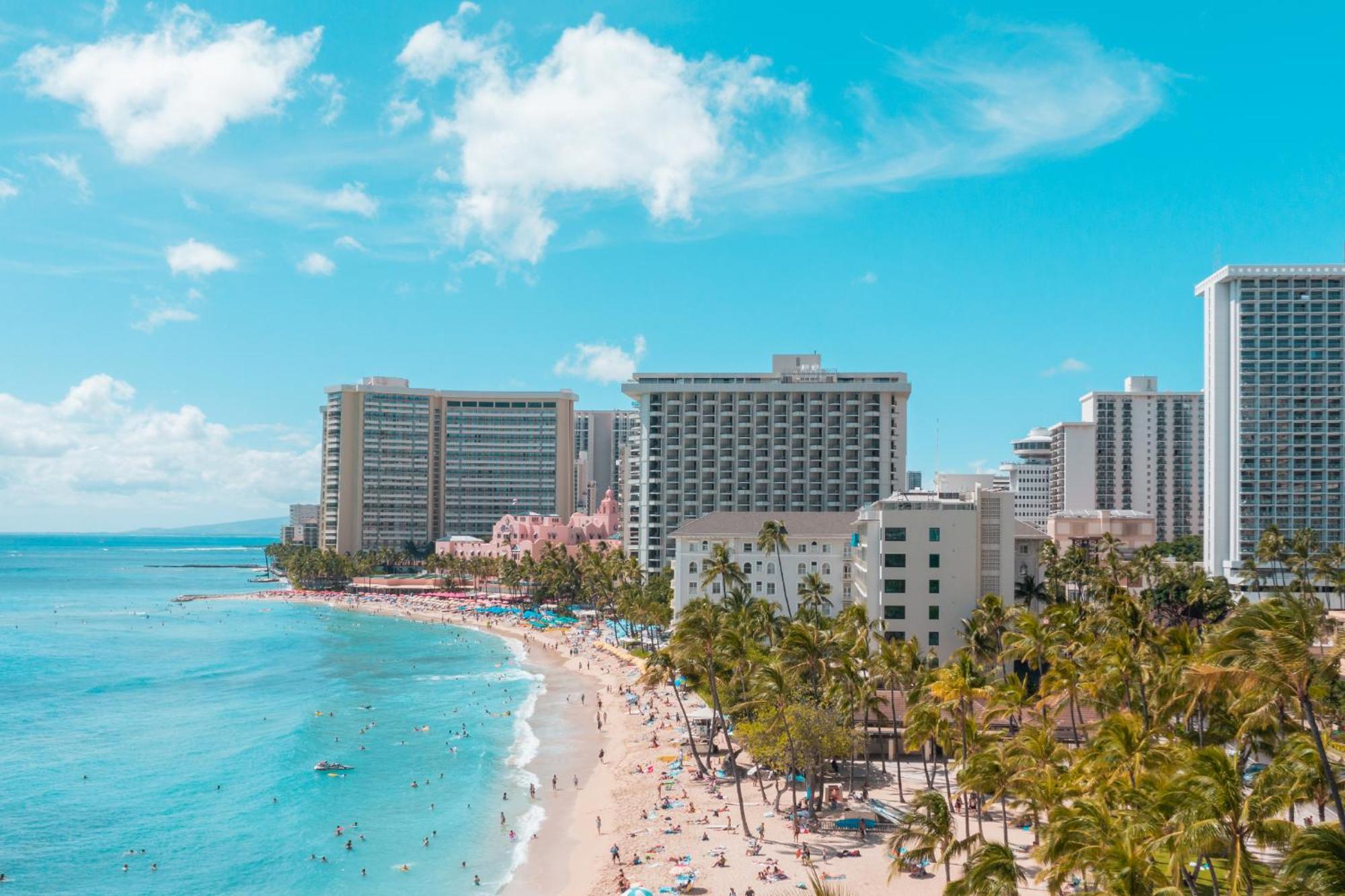 Newly Renovated 2 Bedroom Condo, 1 Block To Waikiki Beach, Free Parking Honolulu Eksteriør billede
